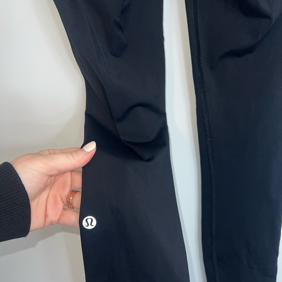 Lululemon Fast and Free High-Rise Size 2 - Picture 10 of 12